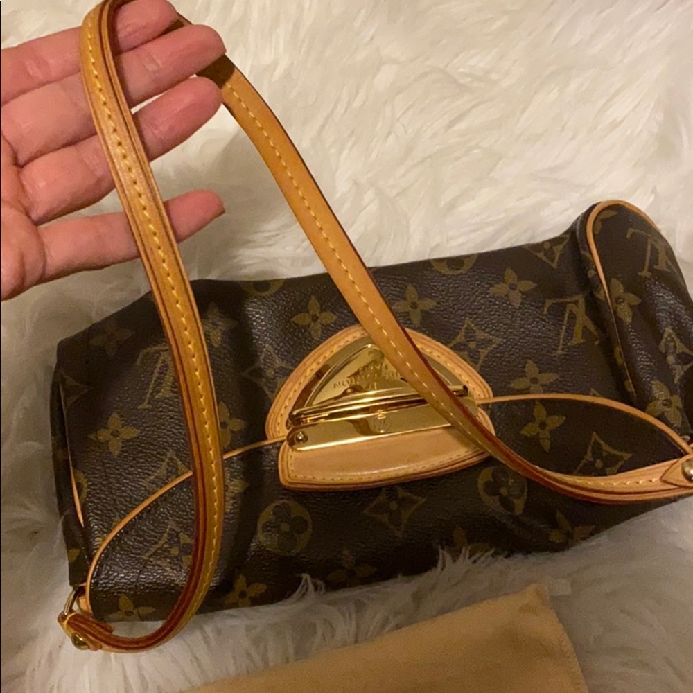 Louis Vuitton* - Picture 9 of 9